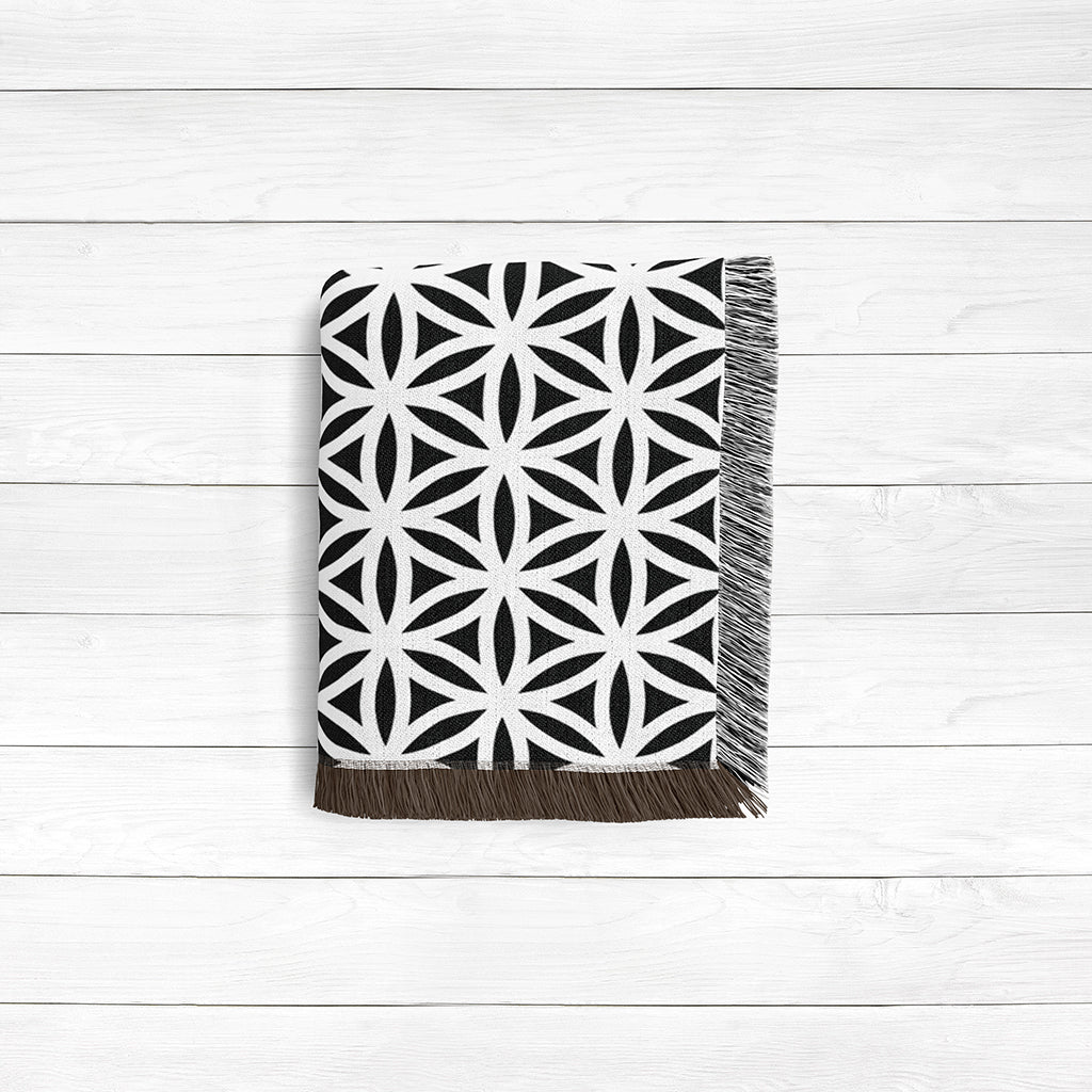 FLOWER OF LIFE WOVEN BLANKET